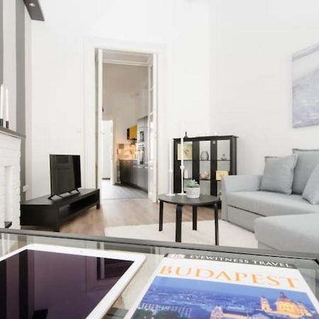 Opera Experience Apartment Budapest Eksteriør bilde